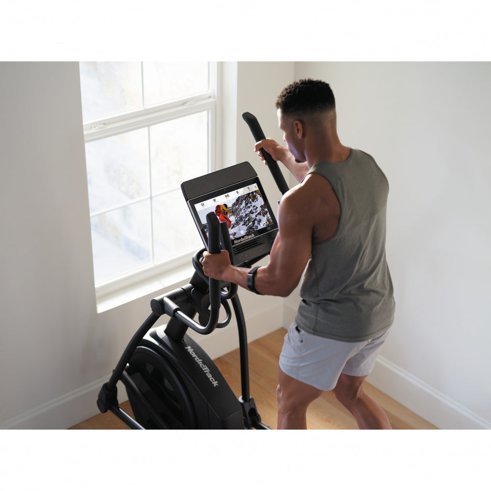 NordicTrack AirGlide 14i crosstrainer