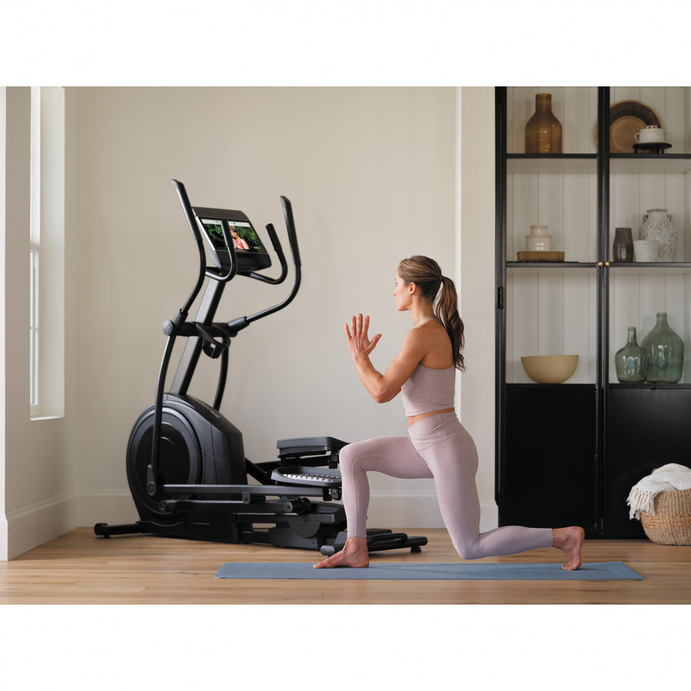 NordicTrack AirGlide 14i crosstrainer