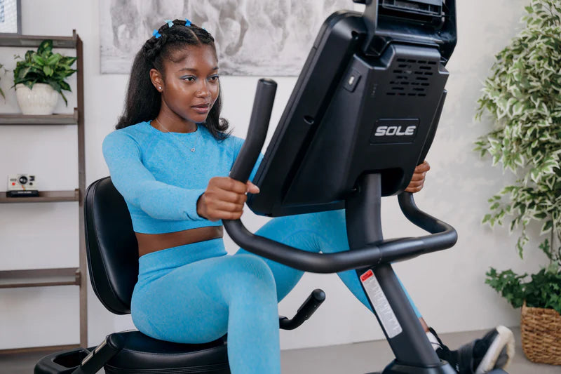 Vélo couché Sole Fitness R92