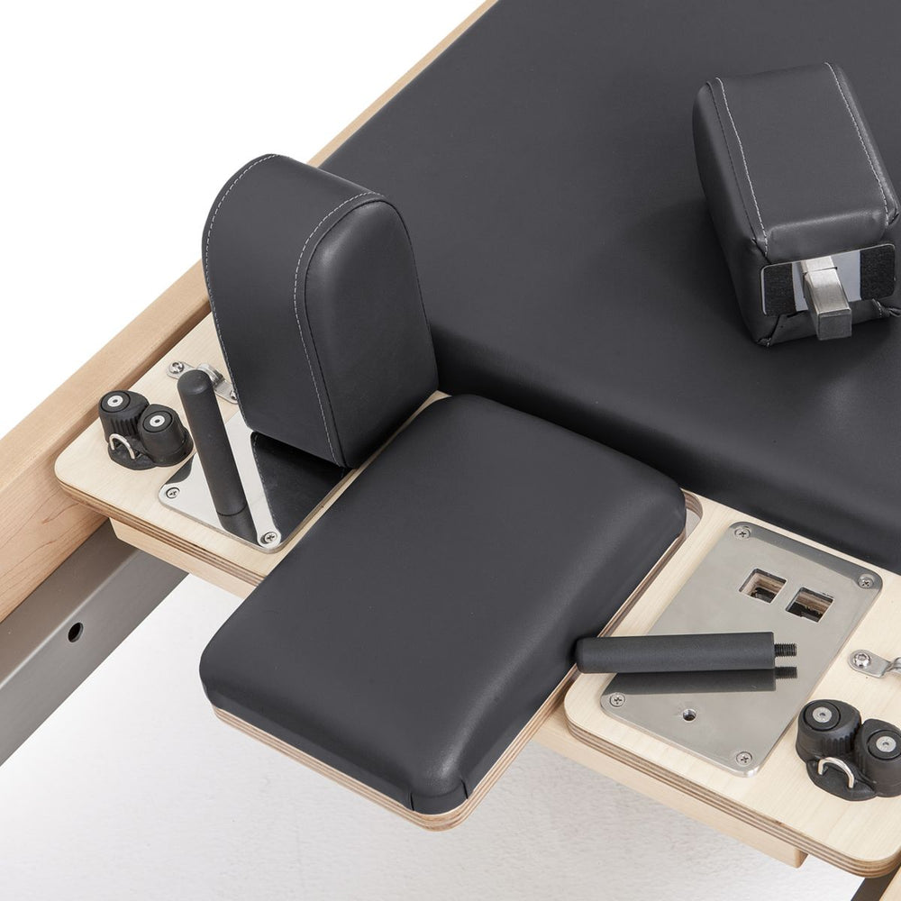 Elina Pilates Elite Reformer With Tower Black