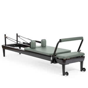 Elina Pilates Nubium Black Edition Reformer Eucalyptus