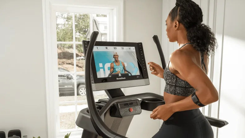 iFIT: de personal trainer die altijd klaarstaat, ook om 6 uur 's ochtends