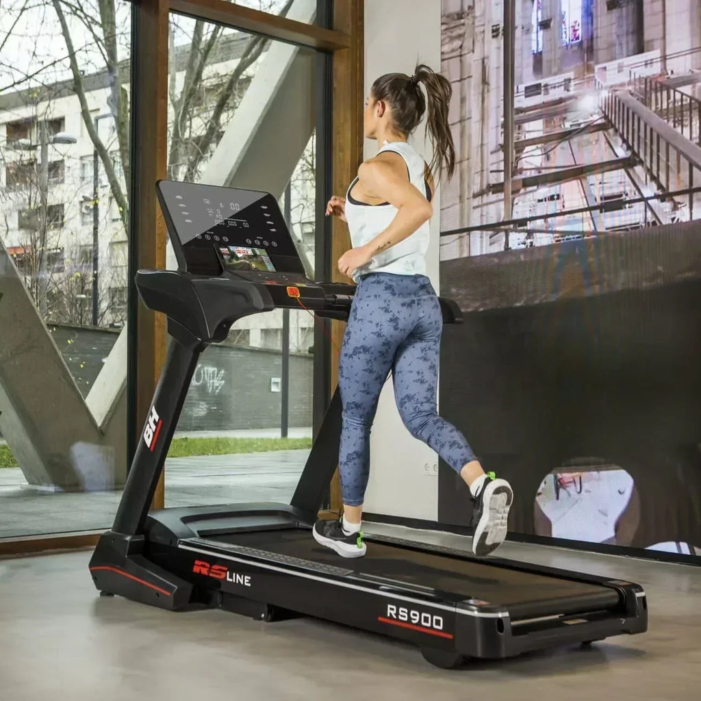 La surface de course et l'amorti de votre tapis roulant : pourquoi ils sont déterminants. 