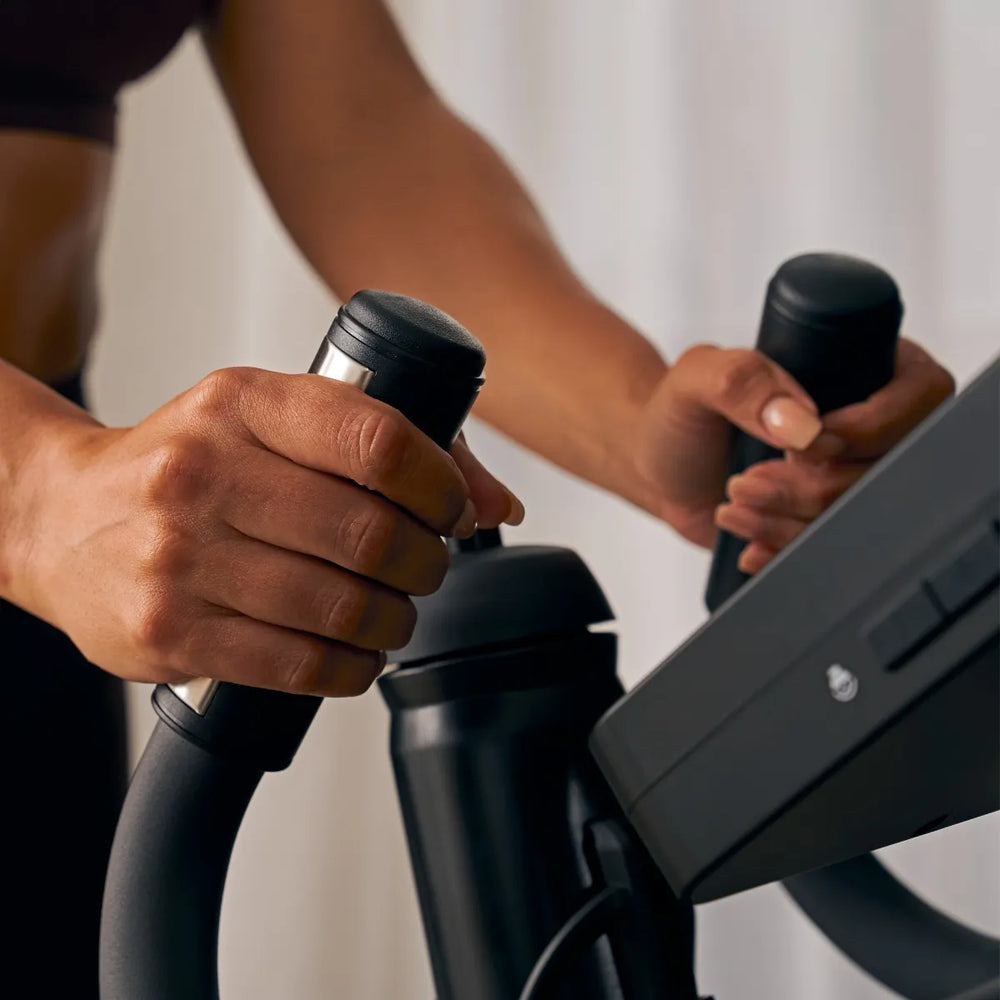 Vélo elliptique Finnlo Maximum EL 8000