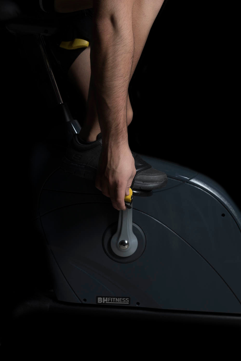 Vélo d'exercice LED BH Fitness Movemia BU1000