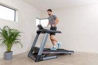 Flow Fitness Runner DTM2500 loopband