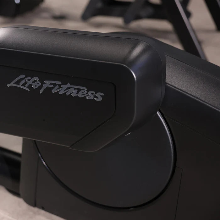 Vélo elliptique Life Fitness Club Series+ SE4