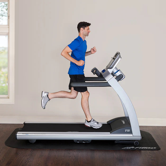 Tapis de course Life Fitness T5 Go Console